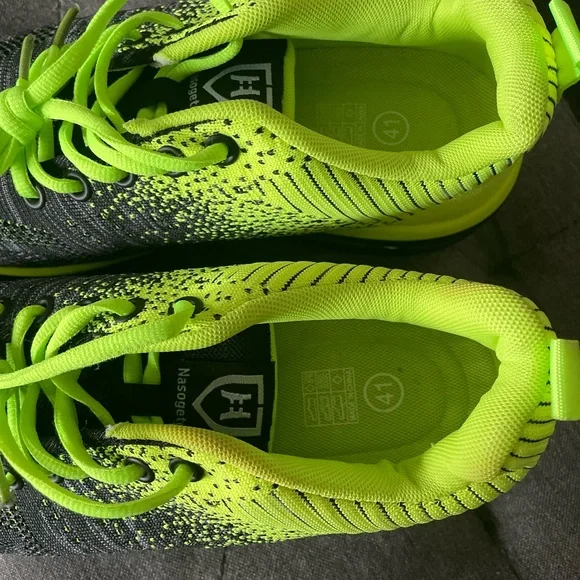 Men’s safety shoes 
Nasogetch brand 
Steal toe 
Size 41 EU
Great condition - Picture 6 of 6